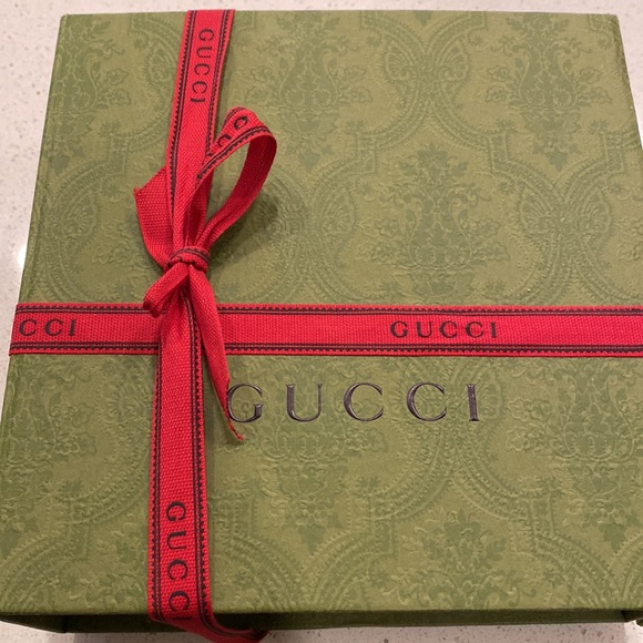 Gucci belt. Brand new!